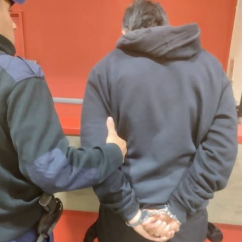 Lee más sobre el artículo San Luis: la Policía demoró a un sujeto que agredió a un empleado de un local comercial