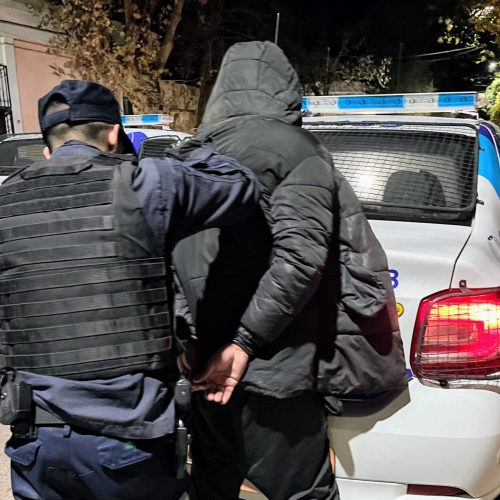 Lee más sobre el artículo Villa Mercedes: demoraron a un hombre por provocar disturbios frente a un salón de eventos