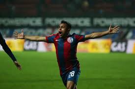 Lee más sobre el artículo Detuvieron a Nahuel “El Perrito” Barrios, jugador de Barracas Central, por un tiroteo en un torneo barrial