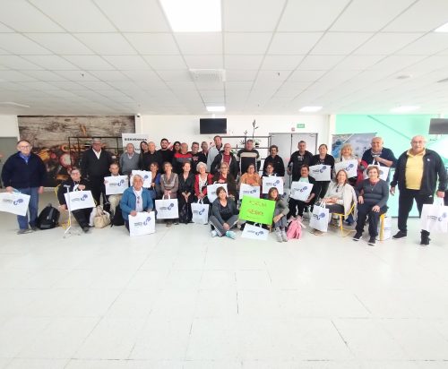 Lee más sobre el artículo Adultos mayores del interior accedieron a controles de salud gratuitos en el Hospital Central ‘Dr. Ramón Carrillo’