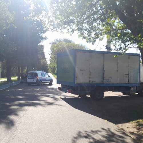 Lee más sobre el artículo Villa Mercedes: dos adolescentes resultaron heridos tras el choque entre una moto y un camión