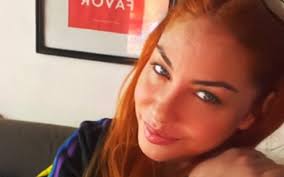 Lee más sobre el artículo Una amiga de Lowrdez confirmó que la cantante fue golpeada por su pareja en las últimas horas