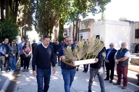 Lee más sobre el artículo Villa Mercedes rindió homenaje a los trabajadores municipales fallecidos