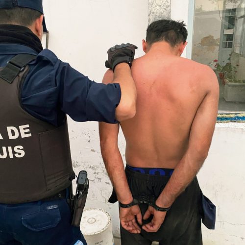 Lee más sobre el artículo Villa Mercedes: una mujer fue atacada y terminó hospitalizada; su hermano fue demorado tras un operativo policial