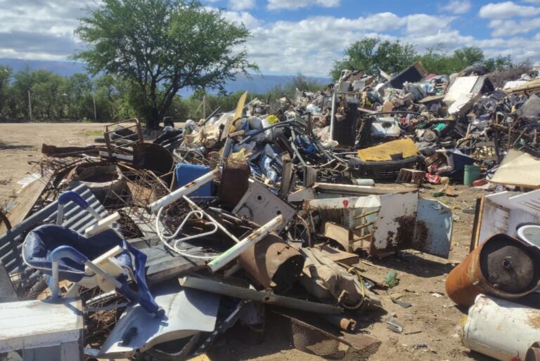 Lee más sobre el artículo Recolectaron más de 3.300 kilos de cacharros en Carpintería