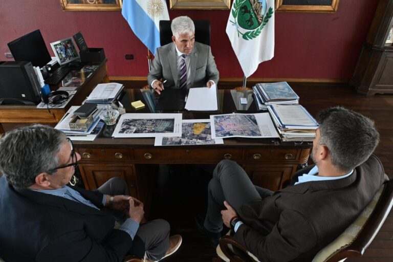 Lee más sobre el artículo El Gobierno provincial construirá 609 nuevas viviendas en San Luis y Villa Mercedes