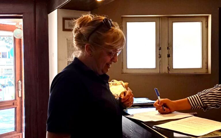 Lee más sobre el artículo Defensa del Consumidor advierte: no corresponde cobrar Sadaic en fiestas privadas