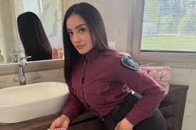 Lee más sobre el artículo Denuncian una posible red de explotación sexual detrás de la policía tiktoker