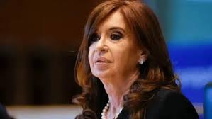Lee más sobre el artículo Cristina Kirchner denunció supuestas torturas a arrepentidos en la causa de los Cuadernos