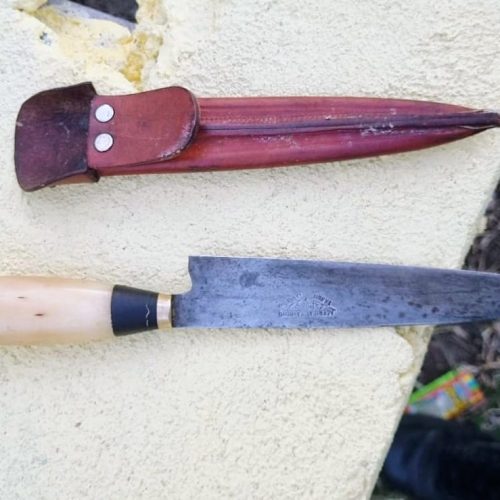 Lee más sobre el artículo Villa Mercedes: demoraron a un sujeto que portaba un arma blanca e intentó agredir a efectivos policiales