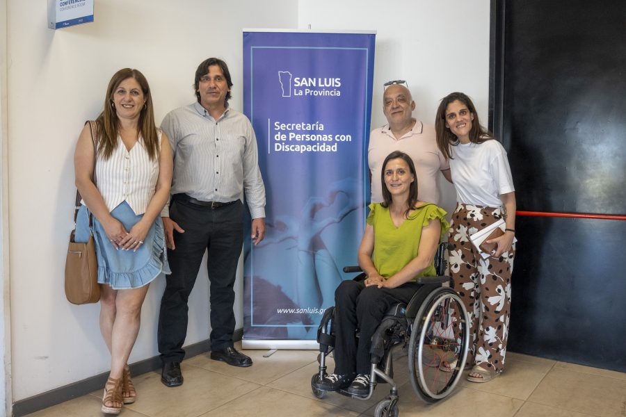 Lee más sobre el artículo La Secretaría de Discapacidad estrecha lazos con el Ministerio de Capital Humano de la Nación para impulsar la inclusión laboral