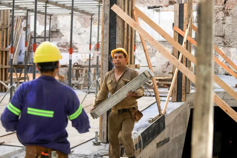 Lee más sobre el artículo La venta de insumos para la construcción cayó fuerte en enero