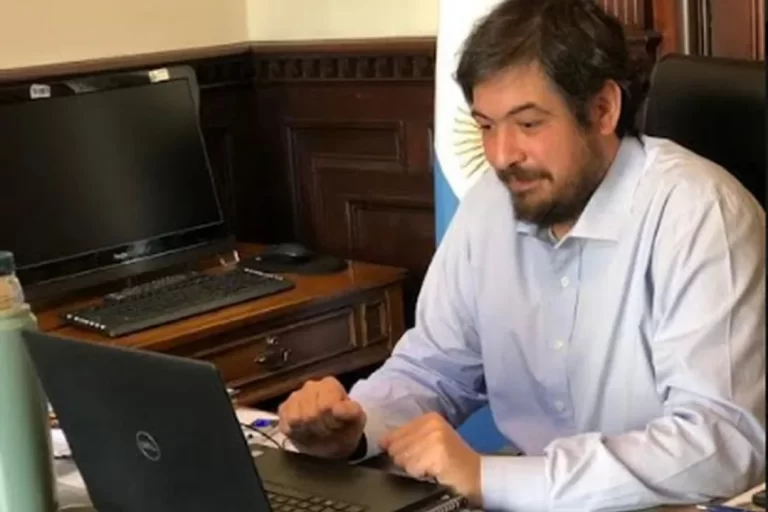 Lee más sobre el artículo Designan a Esteban Garrido como Subsecretario de Relaciones con las Provincias