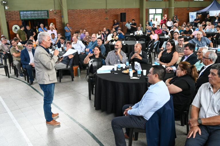 Lee más sobre el artículo “La minería vuelve a estar en la agenda de la provincia”