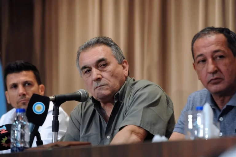 Lee más sobre el artículo La CATT repudió “el accionar del Gobierno contra organizaciones sindicales del transporte”