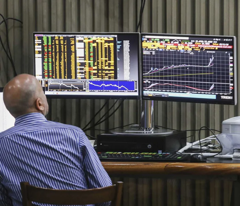 Lee más sobre el artículo Bonos suben y el riesgo país se acerca a 550 puntos en medio de la tensión global