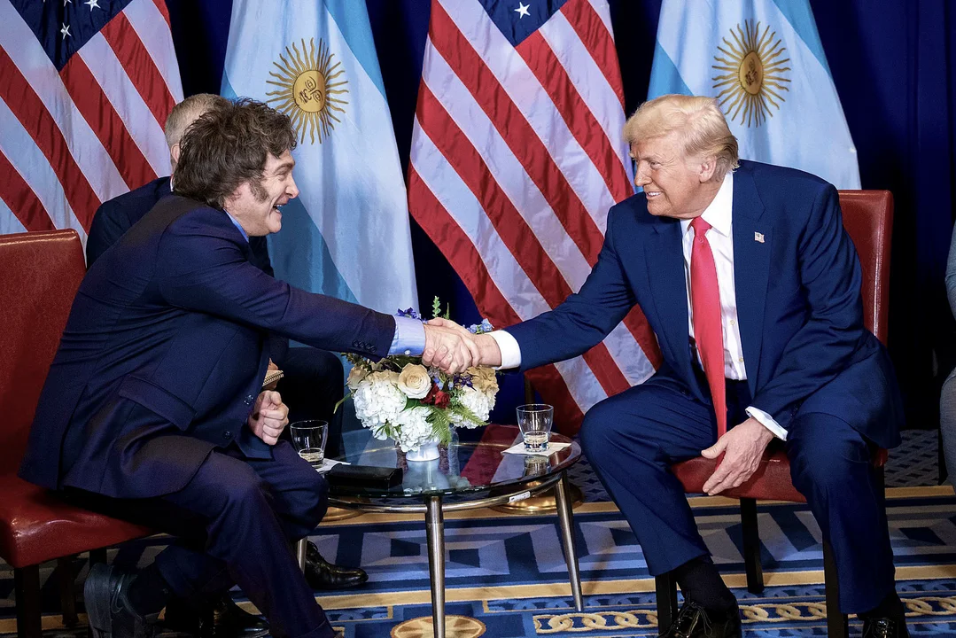 Lee más sobre el artículo Otro guiño de Trump a Milei: subió la calificación de Argentina sobre propiedad intelectual