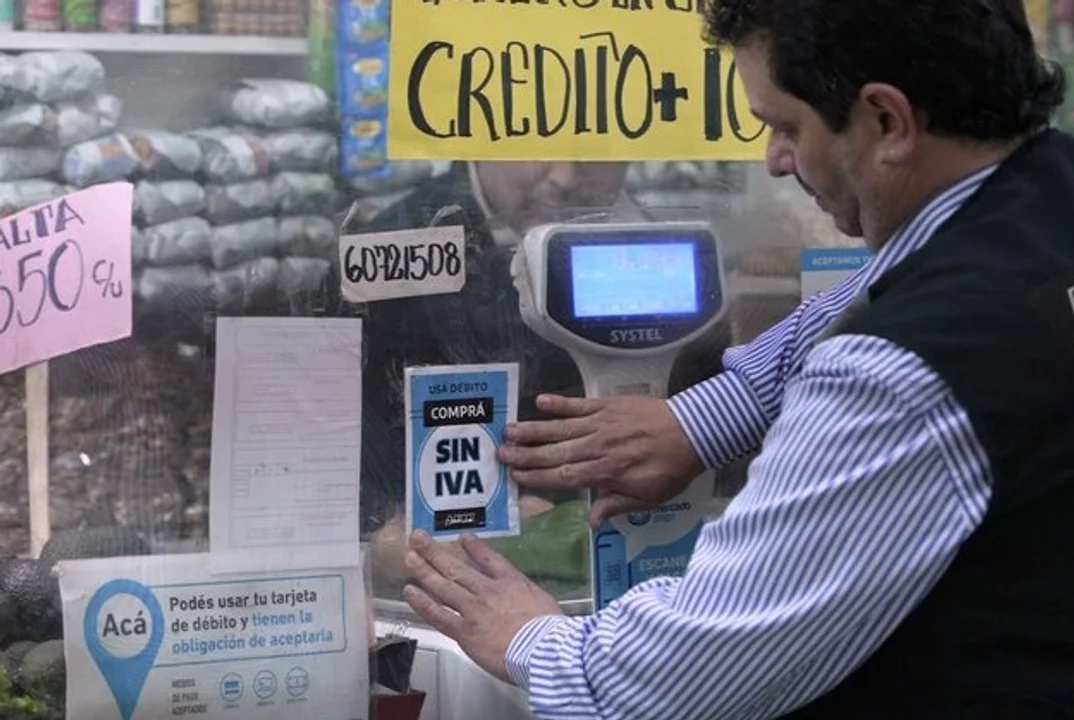 Lee más sobre el artículo El leve repunte en la cobranza del IVA no convalida el optimismo oficial sobre el consumo