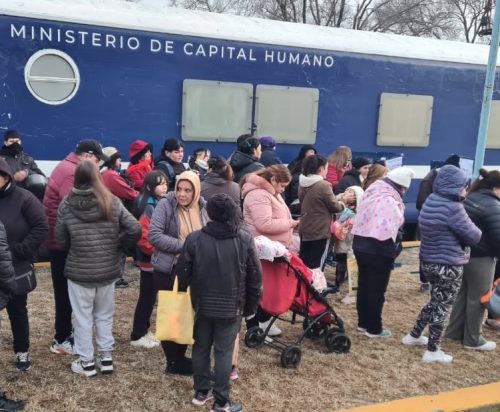 Lee más sobre el artículo El tren de Capital Humano comienza a prestar servicio este lunes en San Luis