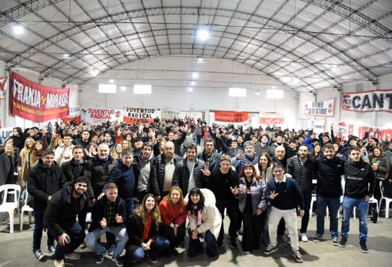 Lee más sobre el artículo Chiarella con la Juventud Radical: “Más temprano que tarde, vamos a volver a poner al Presidente”
