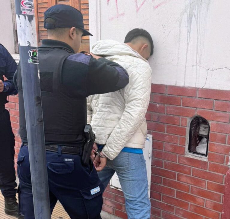 Lee más sobre el artículo Demoraron a un joven acusado de herir con un cuchillo a un hombre durante un intento de robo en San Luis