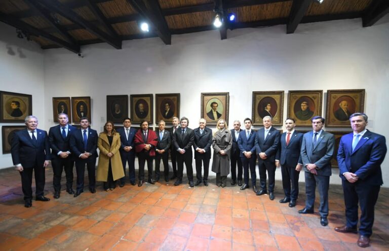 Lee más sobre el artículo El Gobierno acentúa el recorte de fondos a las provincias y ya supera el 60% en el primer semestre