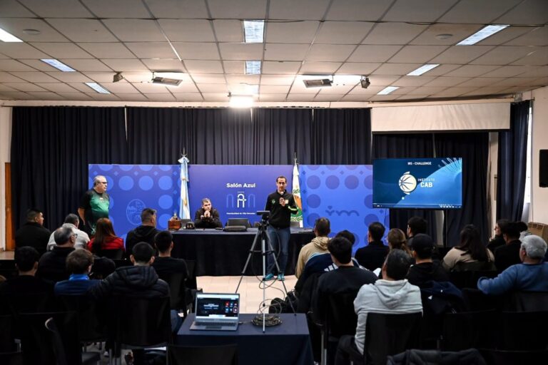 Lee más sobre el artículo Capacitación para Mesa de Control, Árbitros y Comisionados Técnicos de Básquet